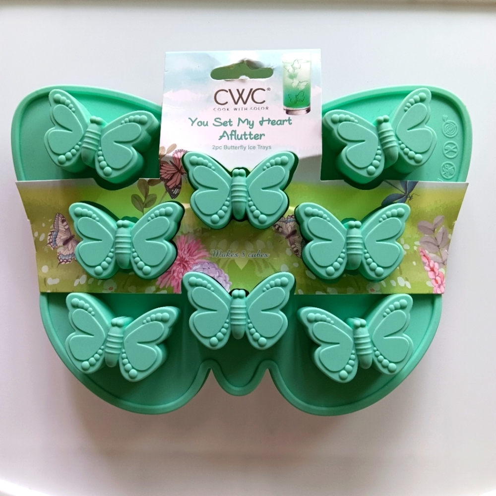 NEW CWC Ice Cube Trays You Set My Heart Aflutter Butterfly Shaped 2 Pack Aqua